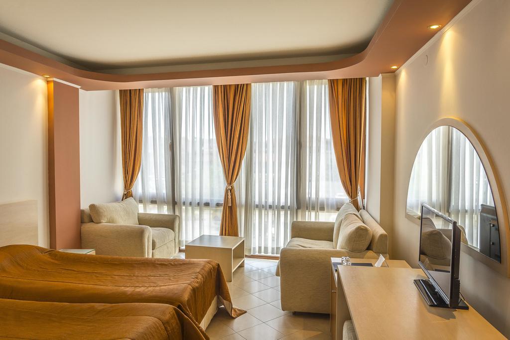 Family Hotel Gold Pearl (Adults Only) Sluneční pobřeží Exteriér fotografie