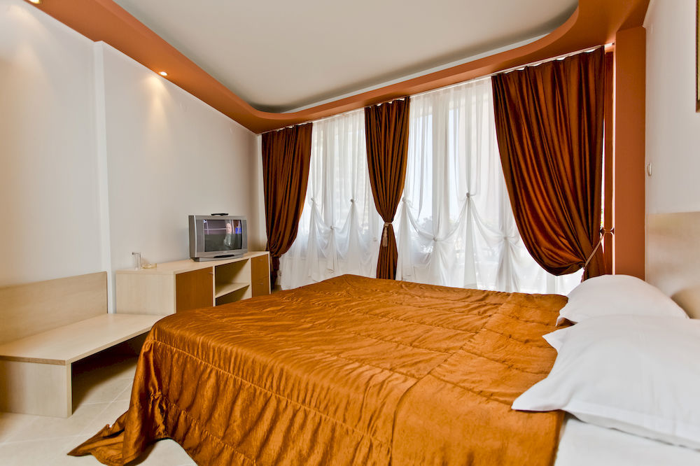Family Hotel Gold Pearl (Adults Only) Sluneční pobřeží Exteriér fotografie