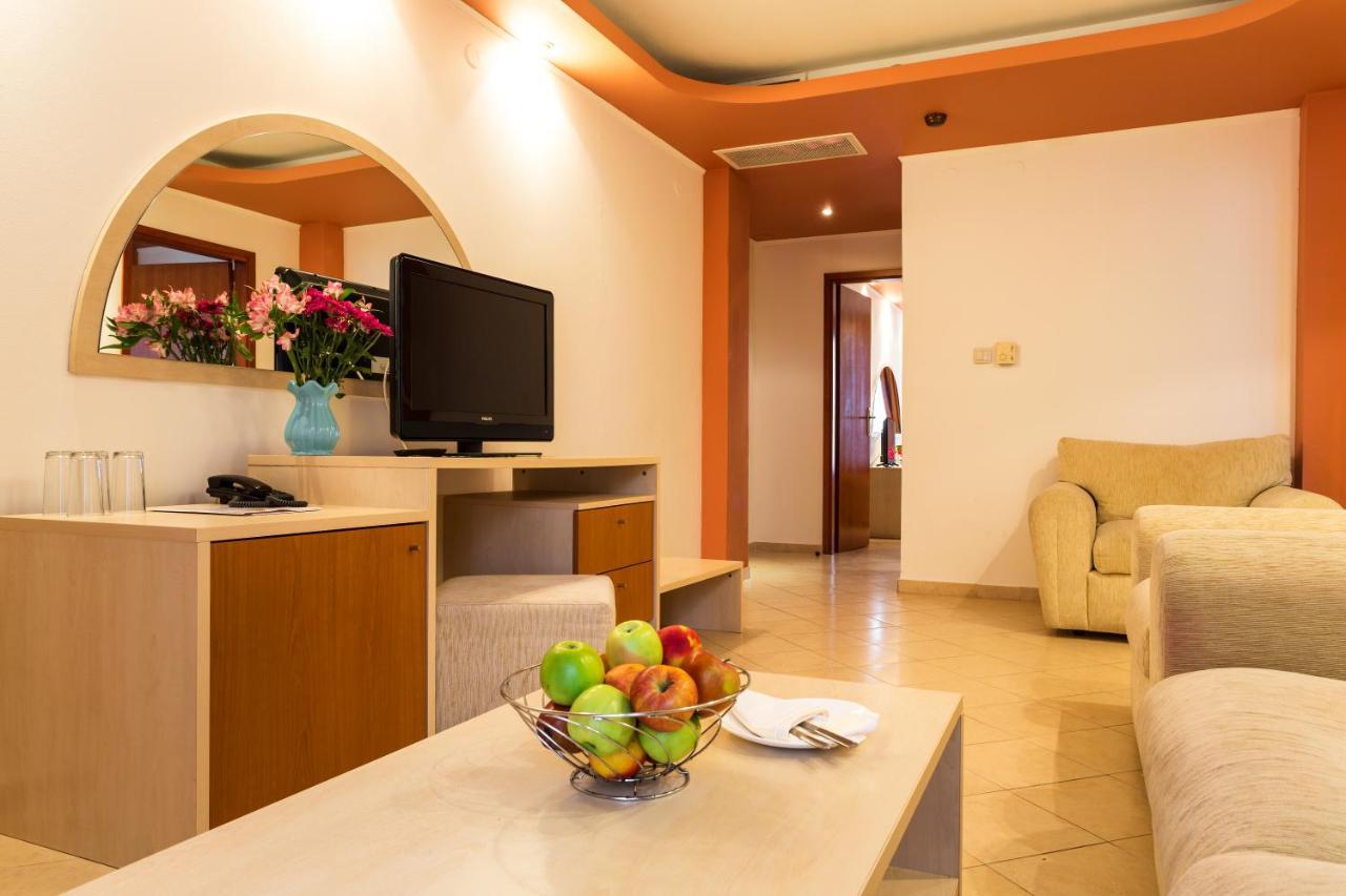 Family Hotel Gold Pearl (Adults Only) Sluneční pobřeží Exteriér fotografie