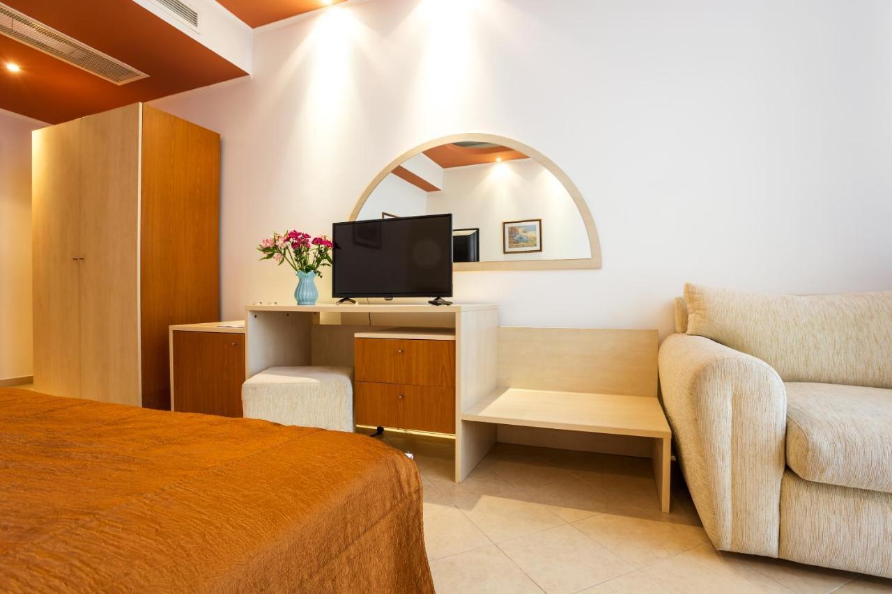 Family Hotel Gold Pearl (Adults Only) Sluneční pobřeží Exteriér fotografie