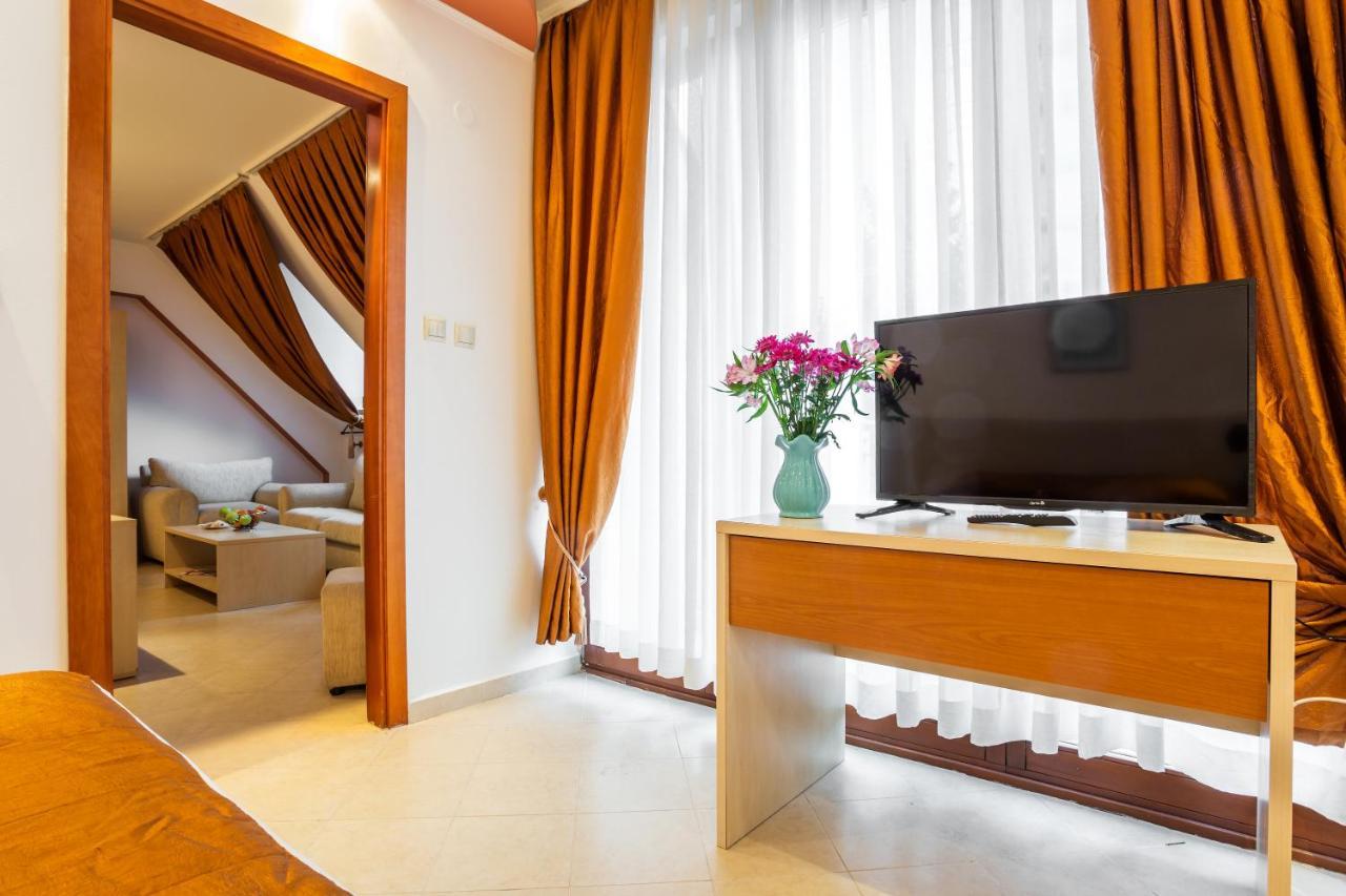 Family Hotel Gold Pearl (Adults Only) Sluneční pobřeží Exteriér fotografie