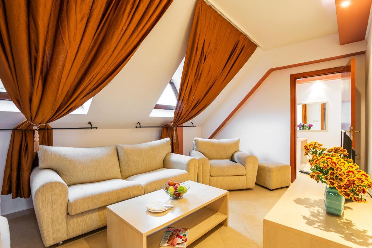 Family Hotel Gold Pearl (Adults Only) Sluneční pobřeží Exteriér fotografie