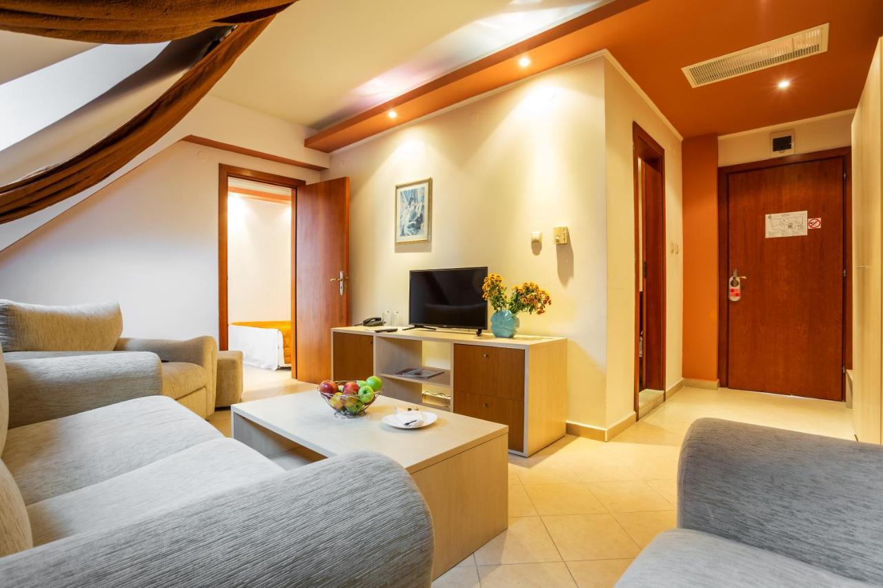 Family Hotel Gold Pearl (Adults Only) Sluneční pobřeží Exteriér fotografie